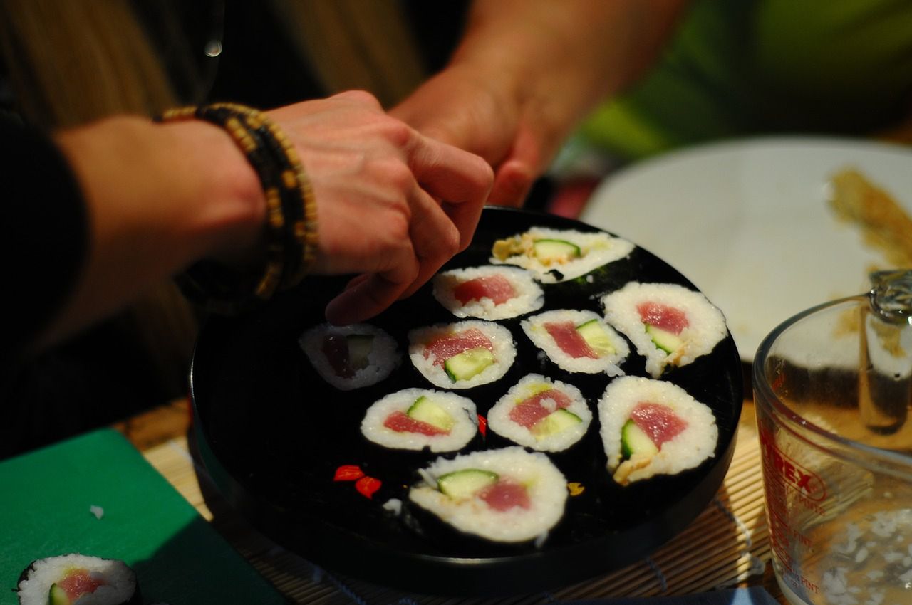Jeśli jadasz sushi, lepiej przestań. Są dwa ważne powody