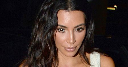 Kim Kardashian znów kusi wdziękami!