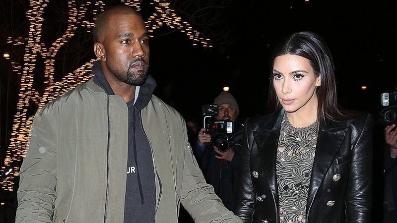 26 Mar 2014 - NEW YORK - USAKIM KARDASHIAN AND KANYE WEST GO TO DINNER WITH ANNA WINTOUR AT WAVERLEY INN IN NYC BYLINE MUST READ : XPOSUREPHOTOS.COM***UK CLIENTS - PICTURES CONTAINING CHILDREN PLEASE PIXELATE FACE PRIOR TO PUBLICATION *****UK CLIENTS MUST CALL PRIOR TO TV OR ONLINE USAGE PLEASE TELEPHONE  44 208 344 2007 ***