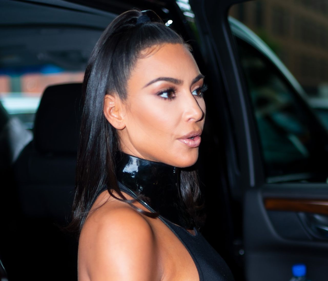 Kim Kardashian twierdzi, że nie miała operacji. Swój wygląd ma zawdzięczać diecie