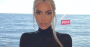 Kim Kardashian poszalała z włosami. Już ją widzieliśmy w różnych fryzurach, ale tym razem to prawdziwy odlot! Tak jeszcze nie wyglądała