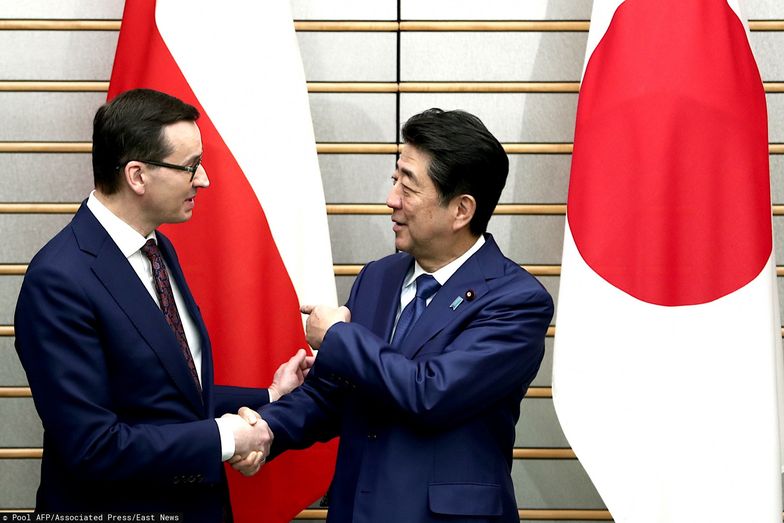 Morawiecki obecnie przebywa w Tokio. 21 stycznia rozmawiał z premierem Japonii Shinzō Abe.