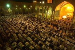 Szyici świętują w Karbali "powrót głowy" Husajna