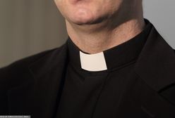 Ofiara księdza pedofila pisze do ministra edukacji narodowej. Chce odebrania duchownemu odznaczenia