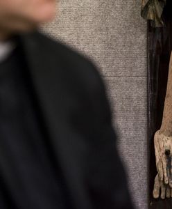Ksiądz mobbingowany przez przełożonego ma problem. PIP mu nie pomoże