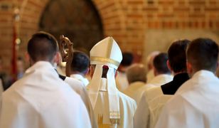 Białystok. Ksiądz odpowie za kontakty z 14-latkiem. Chciał nagich zdjęć