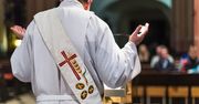 Ksiądz wysyłał SMS-y do uczennicy. "Jesteś niezłą kocicą"
