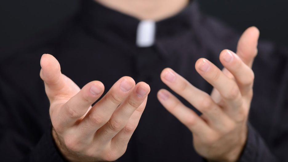 60 proc. księży jest lub było w związku z kobietami, 53,7 proc. chciałoby mieć własne rodziny, 68 proc. byłych księży odeszło z kapłaństwa z powodu celibatu