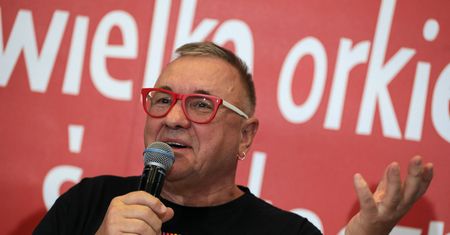 Owsiak wbija szpilę Kuchcińskiemu i zaprasza go na Pol'and'Rock. "Może przylecieć samolotem"