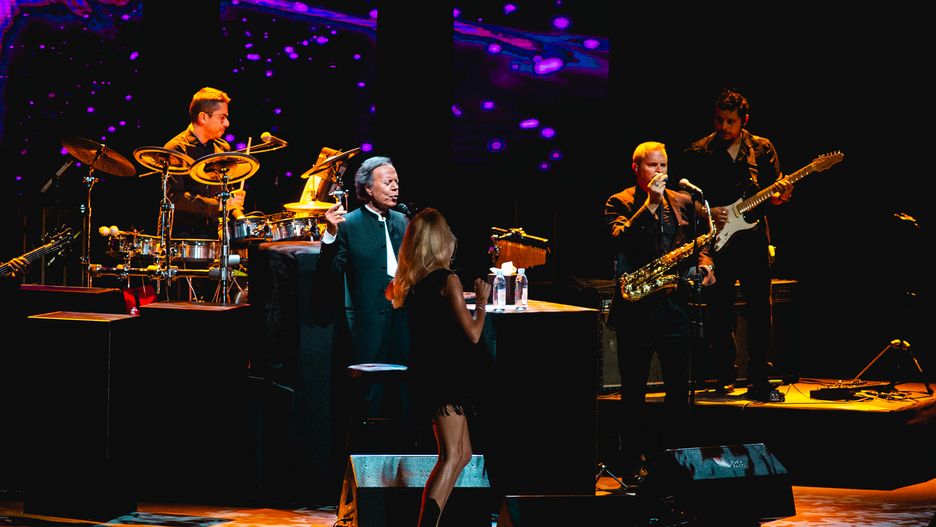  Julio Iglesias zagrał na warszawskim Torwarze