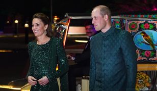 Księżna Kate i książę Harry w tradycyjnych wieczorowych strojach w Pakistanie