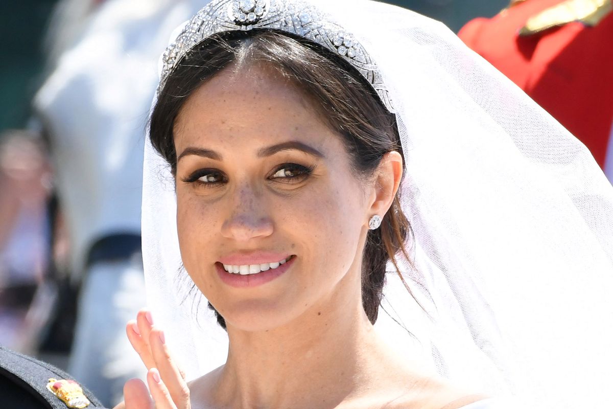 Makijaż Meghan Markle zauroczył wszystkich. Możesz go odtworzyć