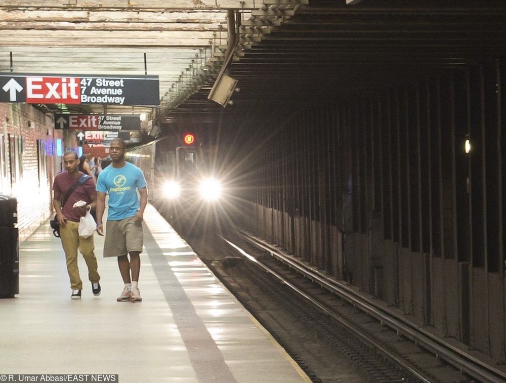 Nowojorczyk uduszony przez ruchome schody w metrze