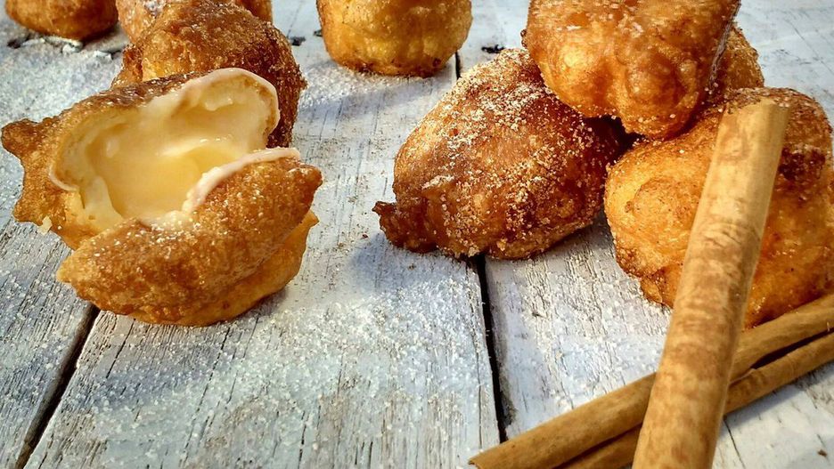 Bunuelos, czyli ptysie hiszpańskie. Receptura z 1912 roku