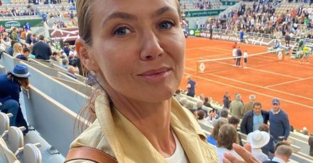 "Myślałam, że uduszę prowadzącą!". Kinga Rusin wpadła w szał po tym, co zobaczyła na korcie, gdy stanęła na nim Iga Świątek! Co za okropne zachowanie!