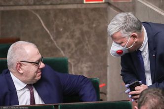 Wybory korespondencyjne. Sasin: Poczta jest gotowa. Listonosze rozniosą pakiety w 3 dni