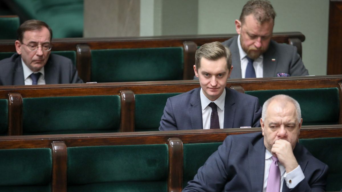 Jacek Sasin musi przygotować się na negocjacje w sprawie przejęcia Energi przez Orlen