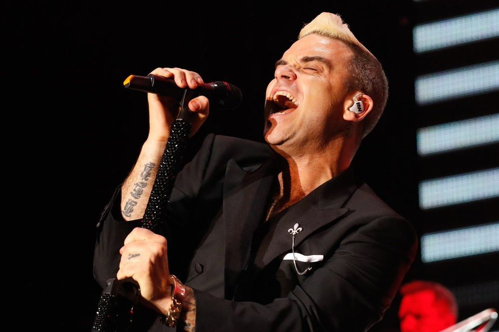 Robbie Williams na "czarnej liście" królowej Elżbiety II. Nie dostanie Orderu Imperium Brytyjskiego?