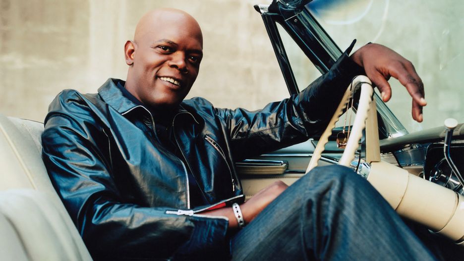 Samuel L. Jackson urodził się w 1948 roku, pracuje głównie jako aktor, ale też jako producent filmowy