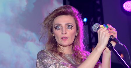Reni Jusis komentuje bolesne plotki na swój temat: "Trudno się od tego uwolnić"