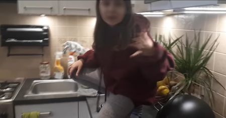 Wideo patostreamerów niesie się w sieci. "Gdzie byli rodzice", pytają zdziwieni eksperci