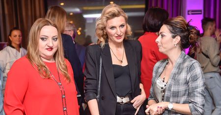 Reni Jusis nie cierpi po rozstaniu. Korzysta z popularności