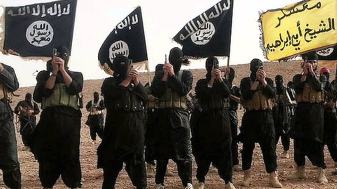 ISIS każe przeprowadzać zamachy ekstremistom z Wielkiej Brytanii