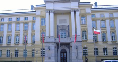 Ministerstwa ujawniają. Tyle się tam zarabia