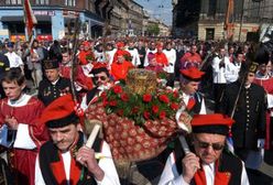 "Rządzący muszą służyć narodowi"