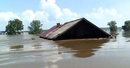"Apokalipsa powodziowa". Ogromna powódź w Rosji zniszczyła 50 miejscowości
