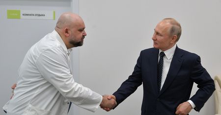 Koronawirus na świecie. Strach w Rosji. Władimir Putin miał kontakt z zakażonym lekarzem