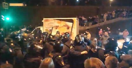 Rosja. Starcia w czasie protestu przeciw budowie "radioaktywnej obwodnicy"
