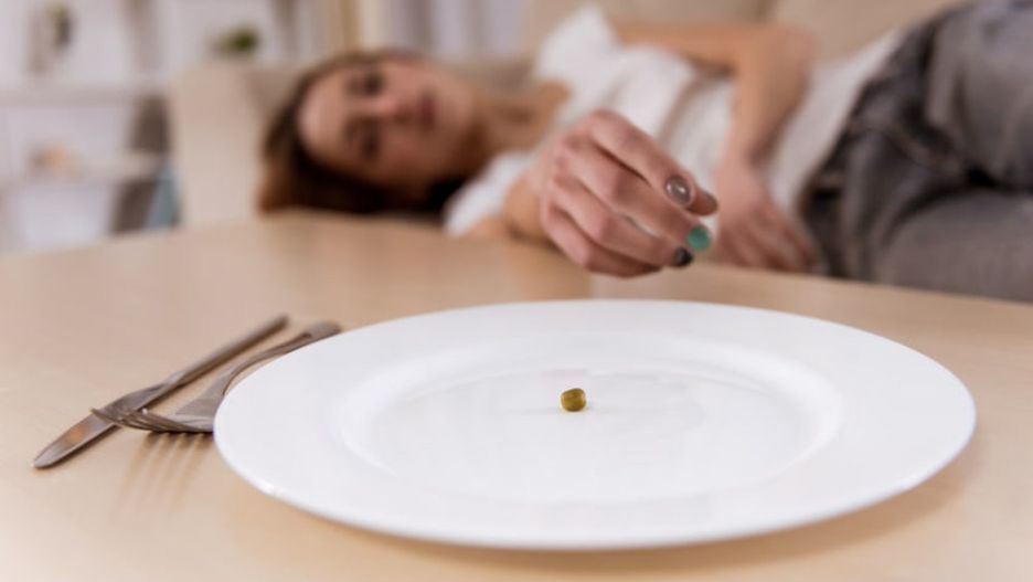 Bulimia ma dwie fazy: przejadania się i drakońskich diet