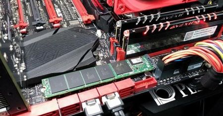 CES 2015: Plextor M7e, czyli dysk w grach też jest ważny