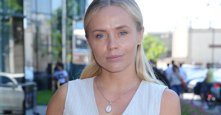 Anna Skura pokazała poparzone nogi. Przestrzega rodziców przed chwilą nieuwagi