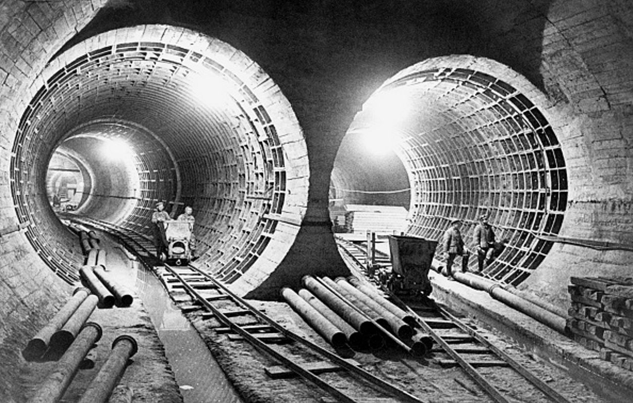 Tajemnice Moskwy. Czy rosyjską metropolię łączą linie tajnego metra? 