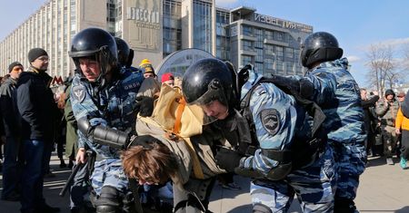 Obrońcy praw człowieka alarmują ws. zatrzymanych w Moskwie