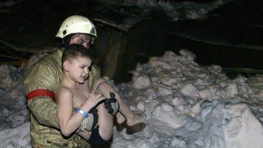 Akcja ratownicza w ruinach parku wodnego