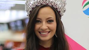 Ada Sztajerowska na lotnisku