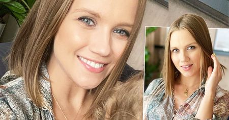 Ciężarna Agnieszka Kaczorowska szykuje się do Dnia Mamy. Duży brzuszek na pierwszym planie