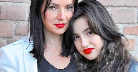 Córka Kowalskiej wrzuciła gorącą fotkę z kąpieli. To było dopiero początek. Potem dołączył do niej chłopak