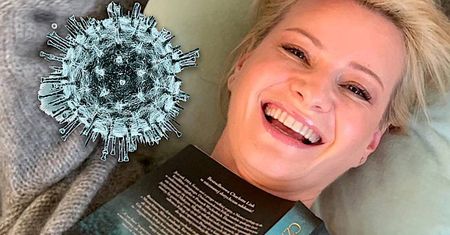Małgorzata Kożuchowska z synkiem promują akcję #zostajewdomu. Spędzają czas nie tylko na czytaniu książek