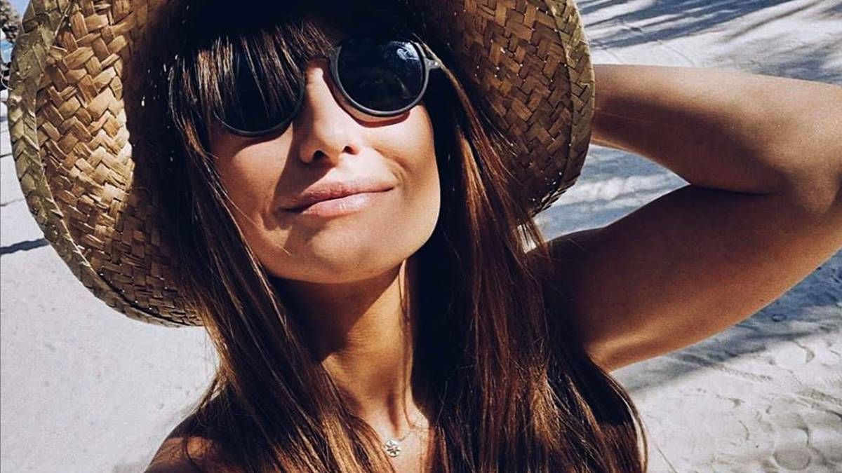 Anna Lewandowska w ciąży na plaży