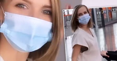 Agnieszka Kaczorowska błysnęła brzuszkiem na lotnisku. Pierwsze tak naturalne i niekontrolowane zdjęcia
