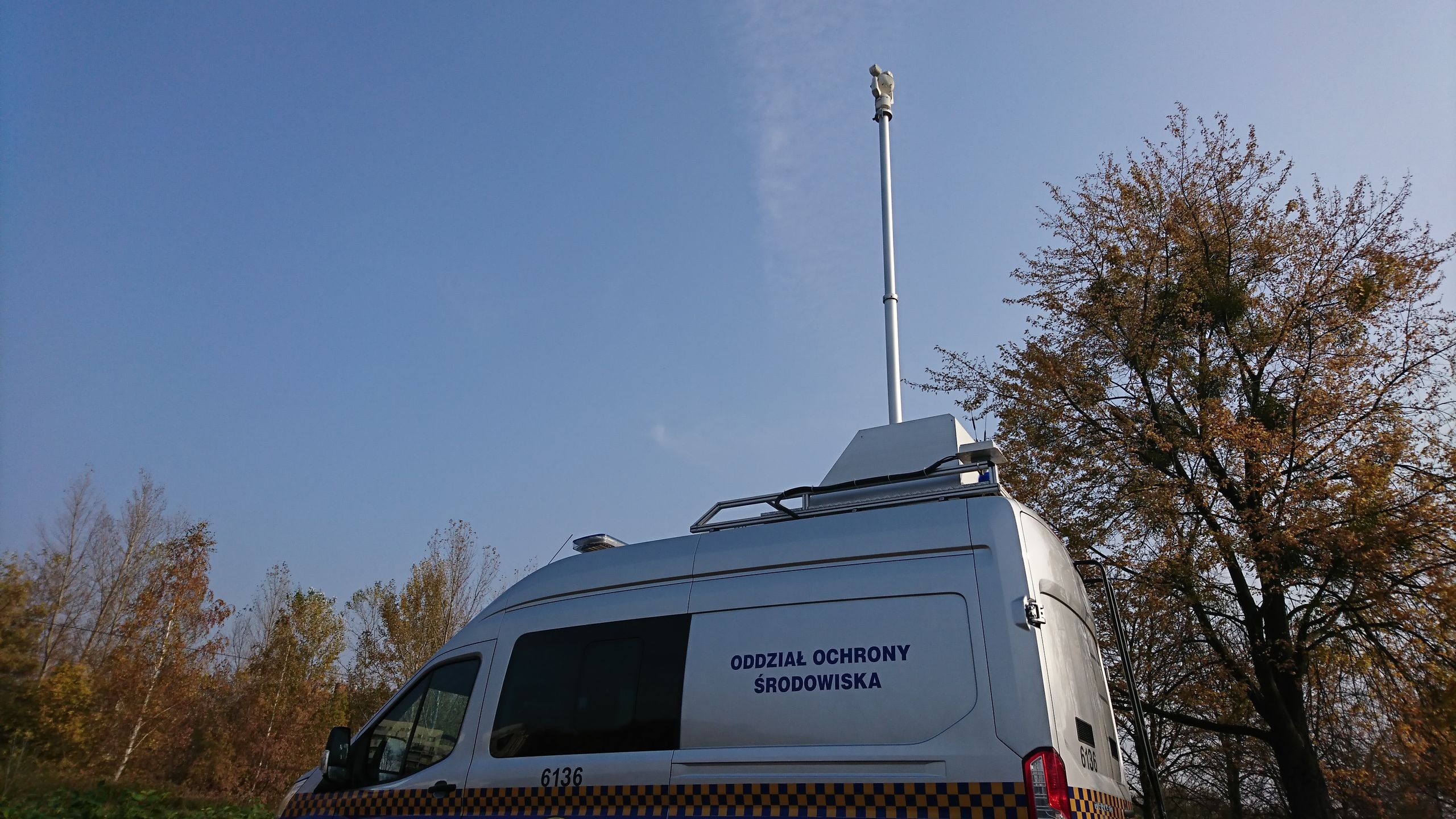 Kamera na teleskopowym ramieniu może obserwować otoczenie z wysokości 7 metrów 