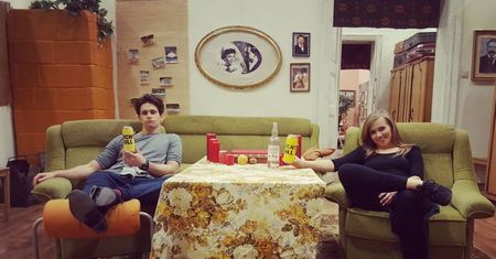 Agnieszka Kaczorowska zagra w serialu „Świat według Kiepskich”? Udostępniła intrygujące zdjęcie