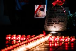 Zniszczono epitafium smoleńskie w Gdyni. "Zwyrodnialcy, którzy nie szanują symboli religijnych i polskiej historii"