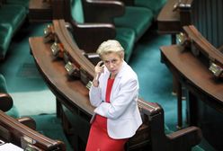 Partia rewolucji czy partia władzy? PiS zaczyna kadencję całkowicie inaczej niż cztery lata temu [Opinia]