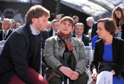 Ochojska miała problem, by wejść na scenę podczas konwencji. PO tłumaczy