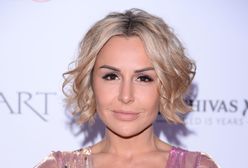 Blanka Lipińska w odważnej sukni. Ledwo się zasłoniła